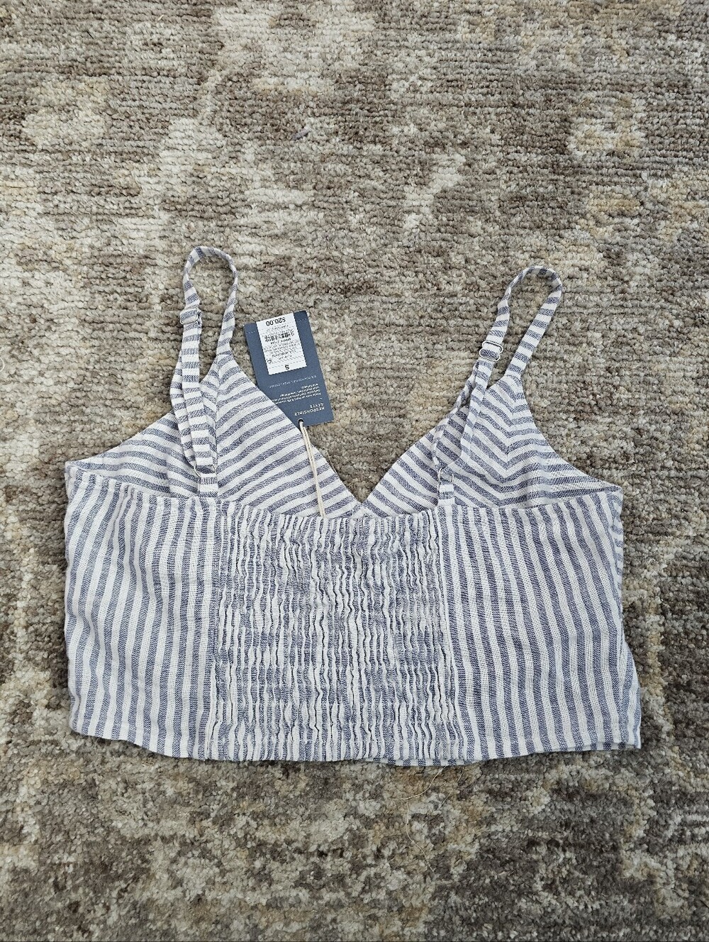 Target Universal Thread Crop Top - Picture 2 of 3
